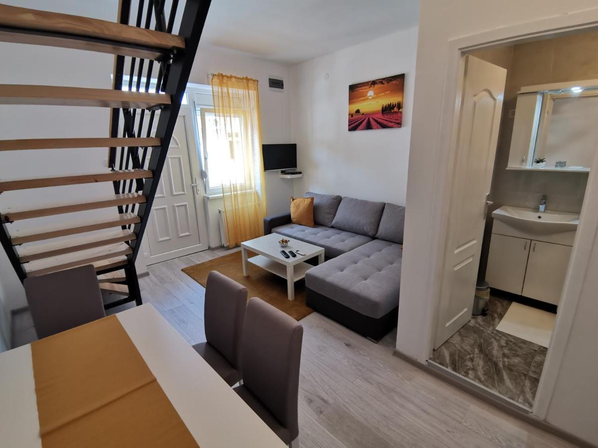 Ris Central Apartments Novi Sad Eksteriør billede