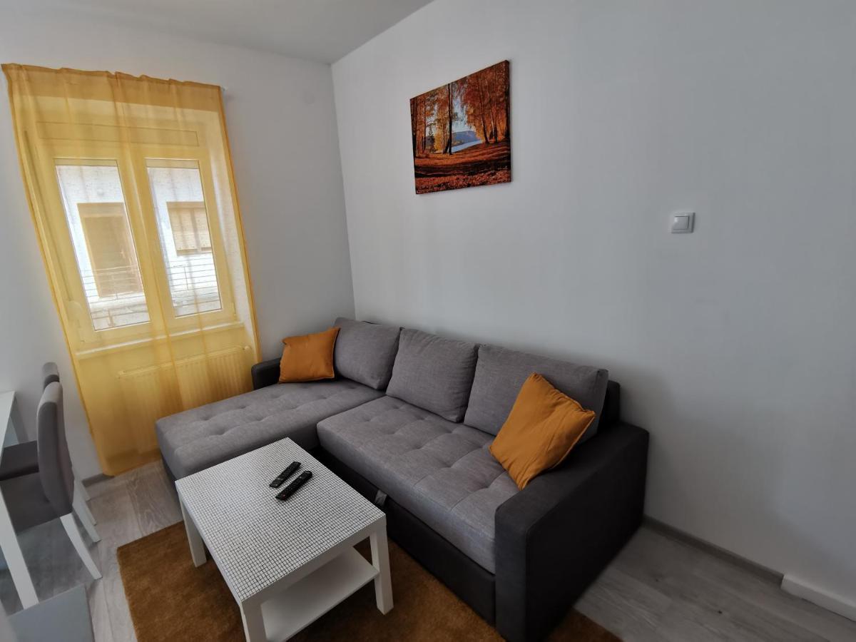 Ris Central Apartments Novi Sad Eksteriør billede