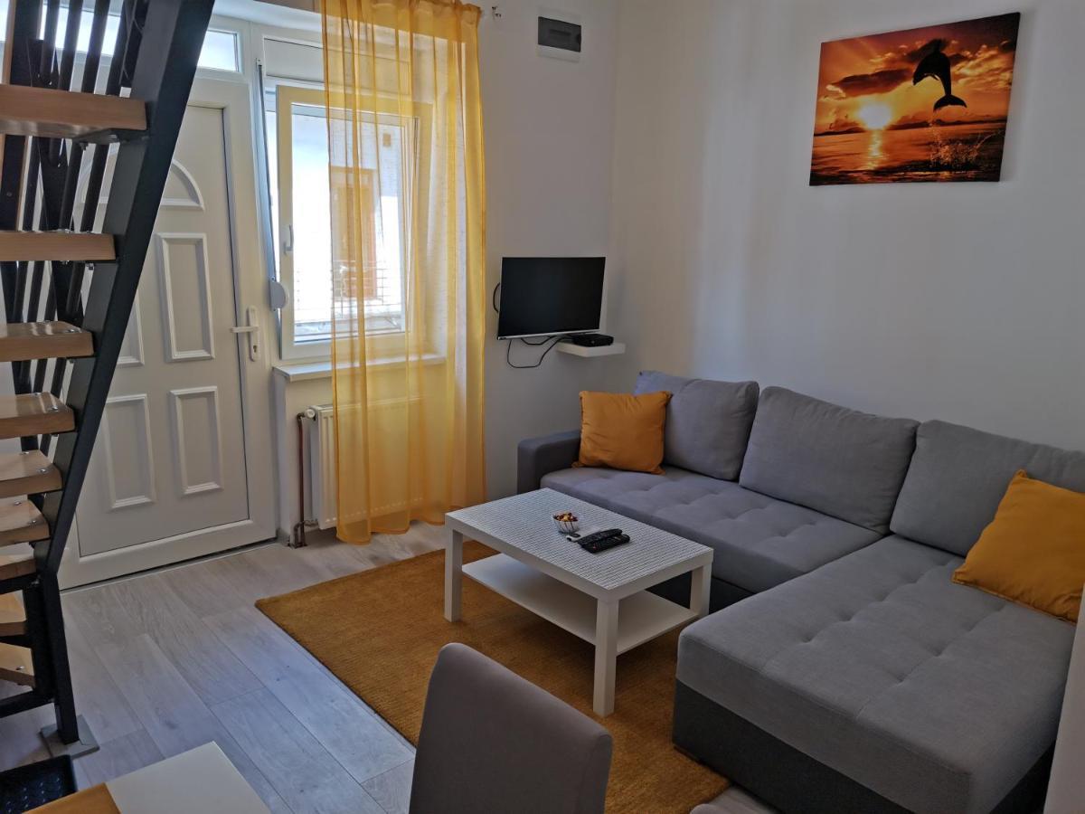 Ris Central Apartments Novi Sad Eksteriør billede